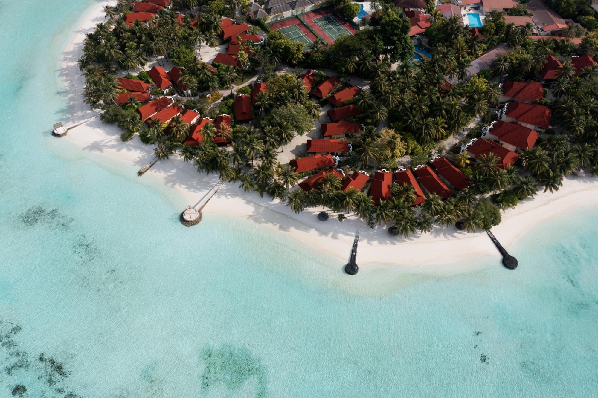 Kurumba Maldives Vihamanaafushi Exterior photo